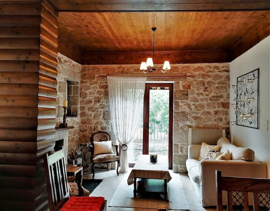 Stonehouse Dome Lagadia Villa Langadia Exterior foto